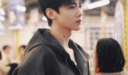 内娱最新爆料白敬亭章若楠,甜蜜互动引网友热议